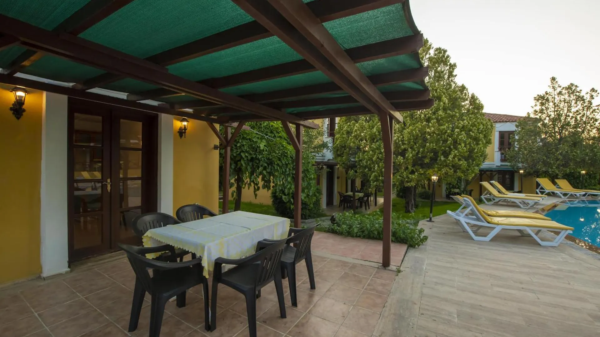 Apartmanhotel Villa Alisa Oludeniz Törökország