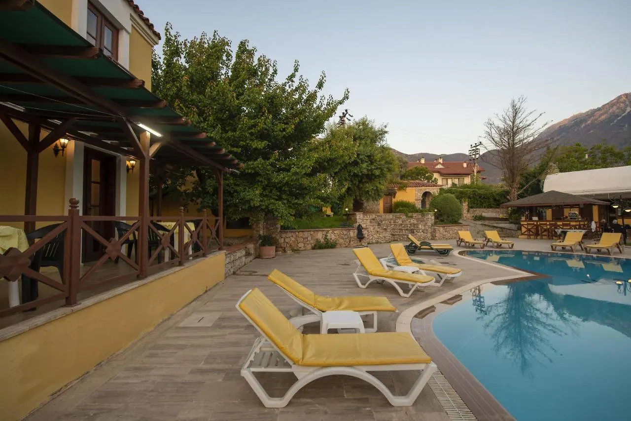 Lägenhetshotell Villa Alisa Öludeniz