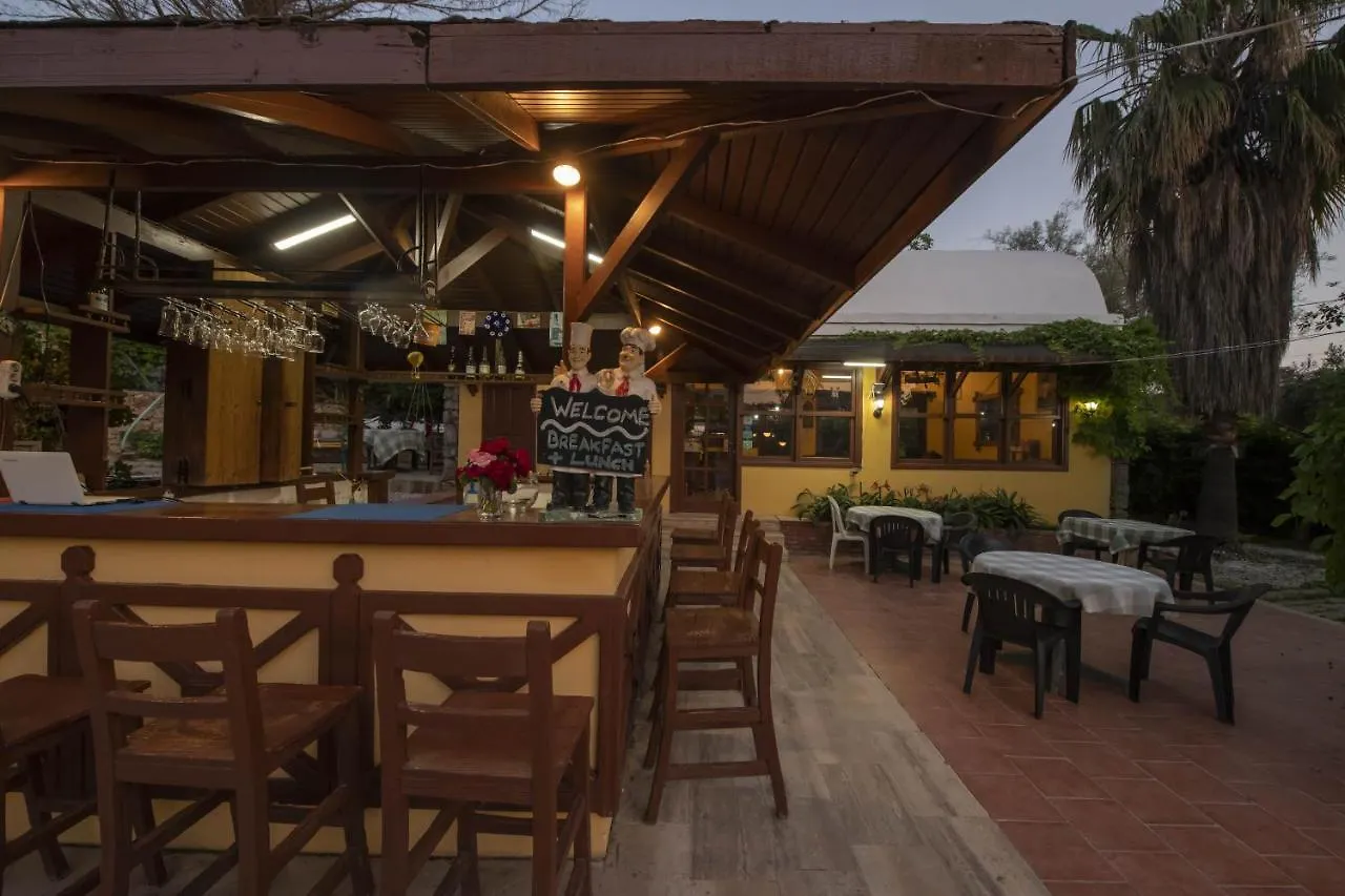 Lägenhetshotell Villa Alisa Öludeniz Turkiet
